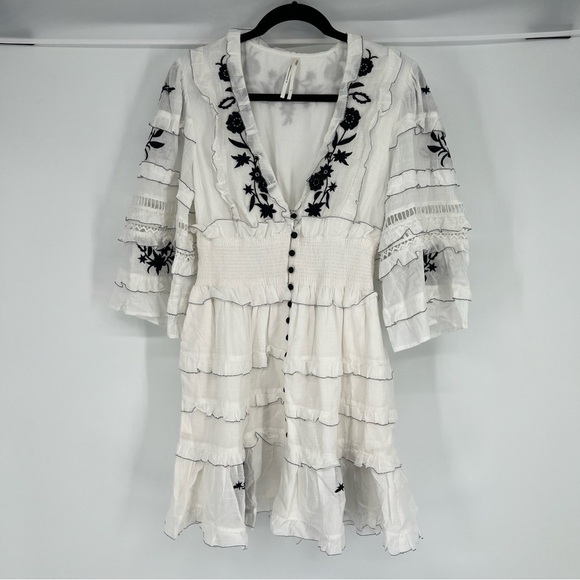 Anthropologie Dresses & Skirts - Anthropologie White Black Floral Lace Ruffled Button Down Bohemian Mini Dress S